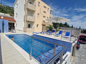 Luna Maris App1 with swimming pool and sea view